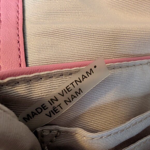 Coach branch Kristin Soft Leather pink wristlet/clutch - Picture 8 of 13